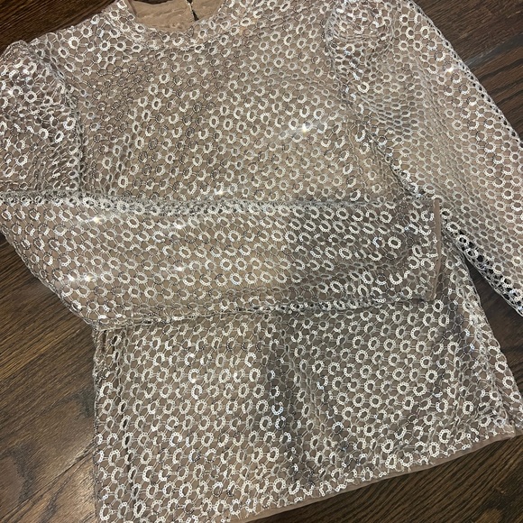 Camila Coelho Sparkling Holiday Top (Size Medium) - Picture 5 of 8